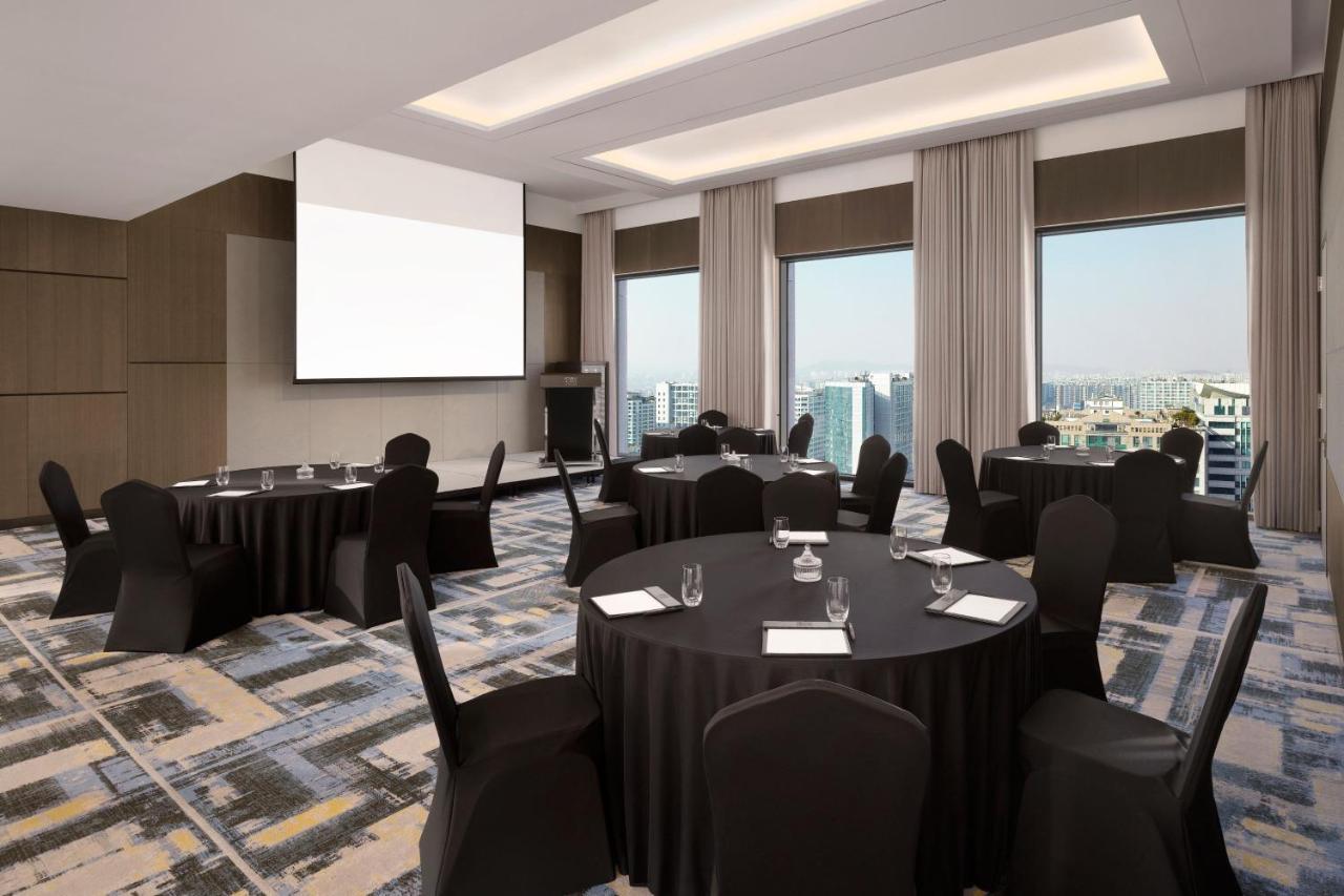 Four Points By Sheraton Suwon Eksteriør billede