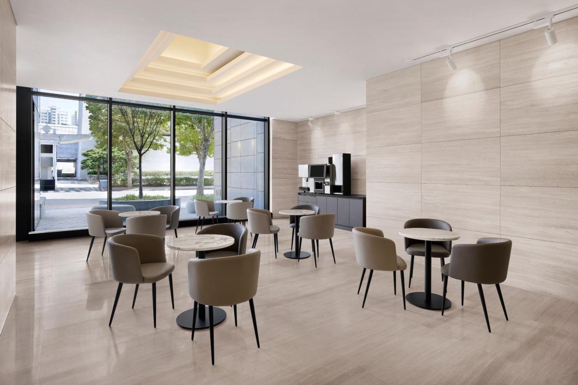 Four Points By Sheraton Suwon Eksteriør billede