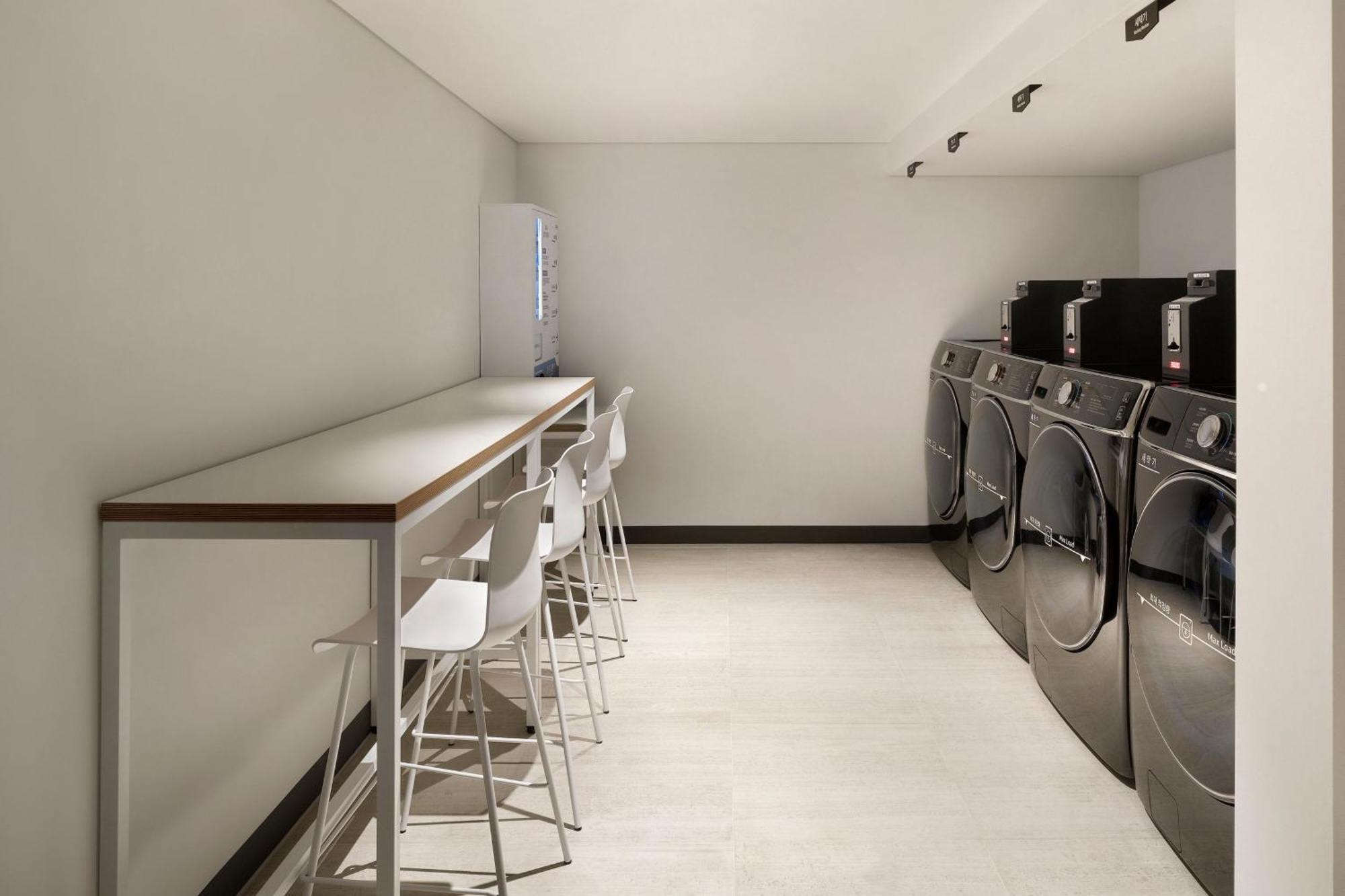 Four Points By Sheraton Suwon Eksteriør billede