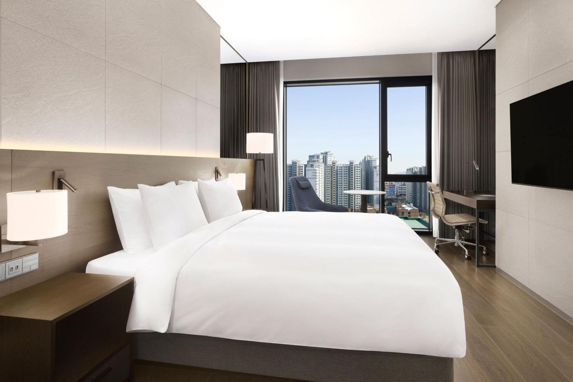 Four Points By Sheraton Suwon Eksteriør billede